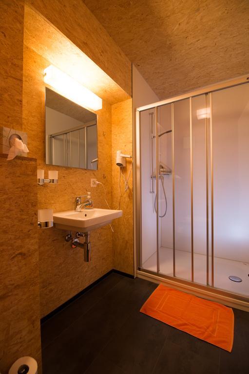 Sust Lodge Am Gotthard Hospental Exteriér fotografie