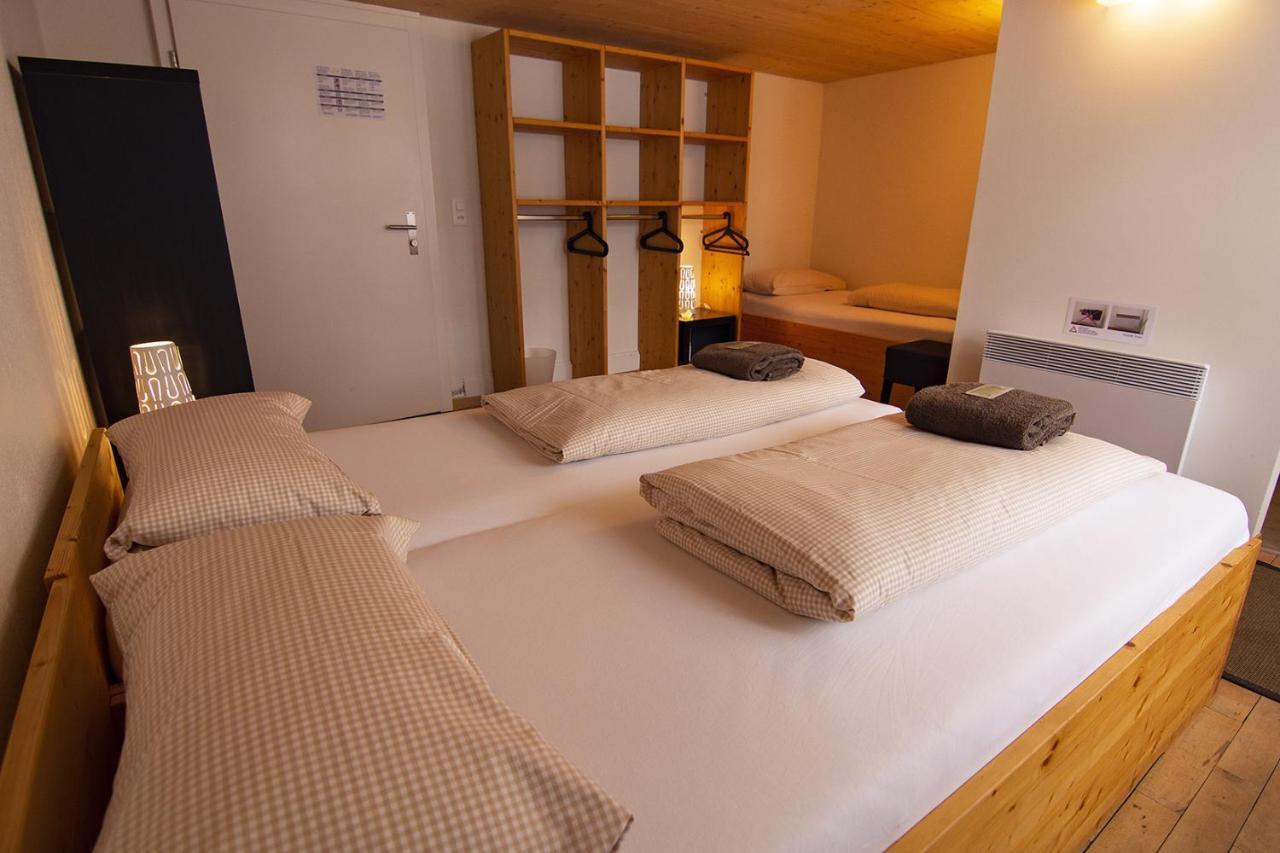 Sust Lodge Am Gotthard Hospental Exteriér fotografie