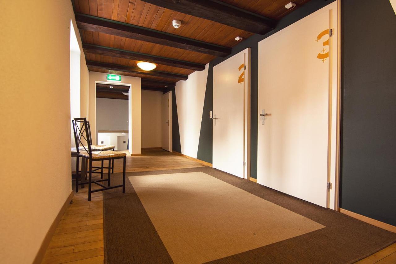 Sust Lodge Am Gotthard Hospental Exteriér fotografie