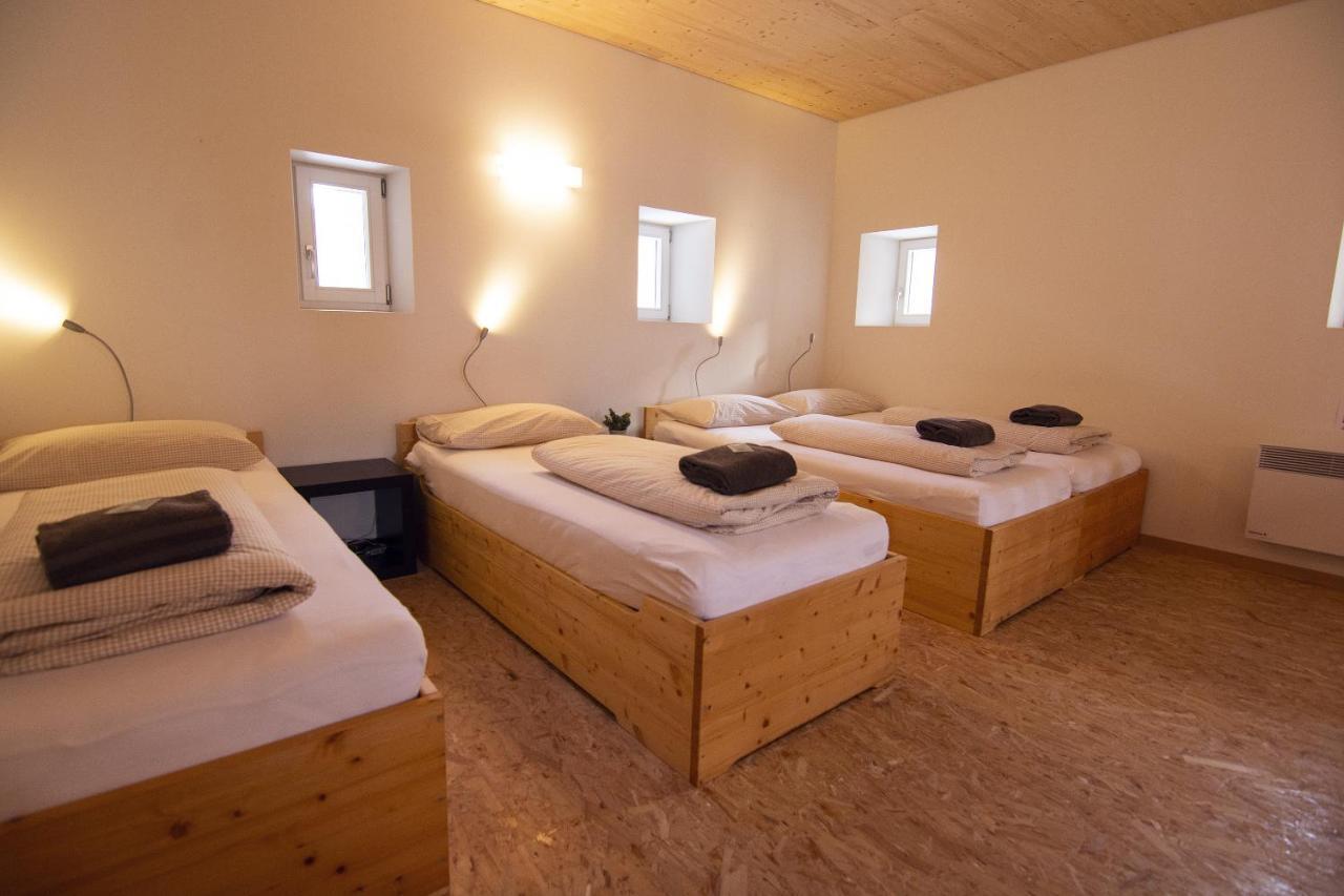 Sust Lodge Am Gotthard Hospental Exteriér fotografie